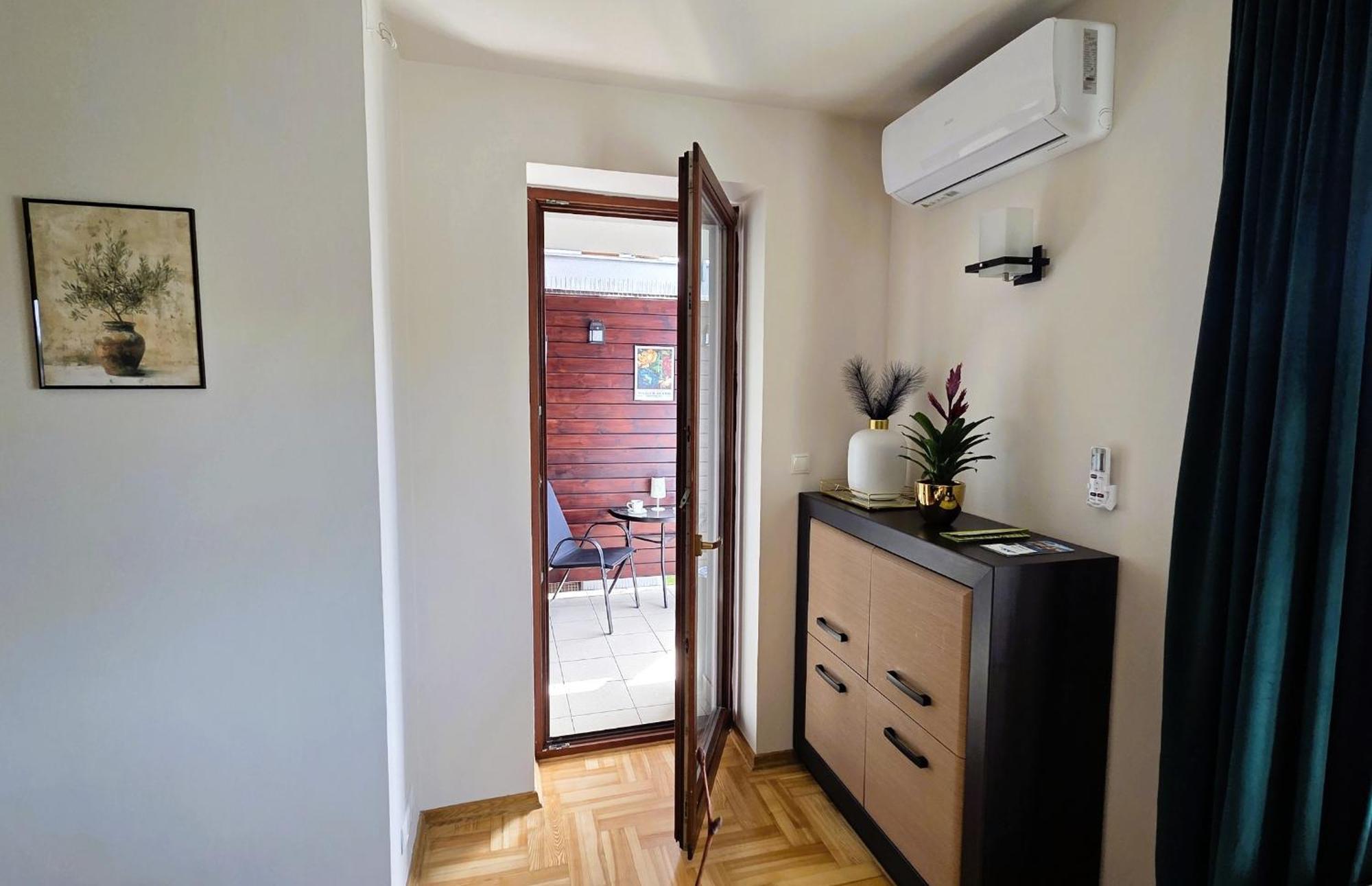 Gold Blisko Wawelu Apartment Krakau