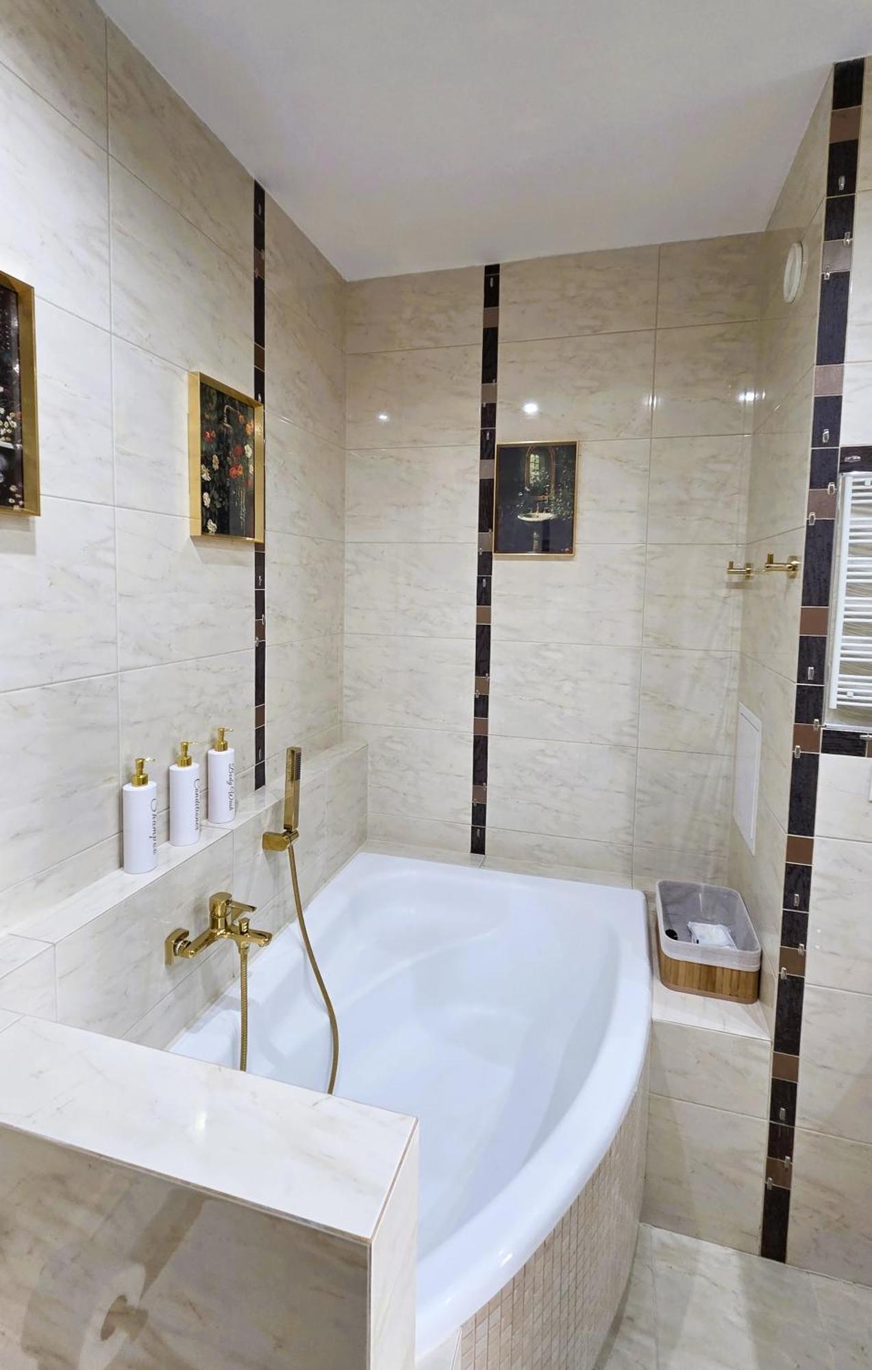 Gold Blisko Wawelu Apartment Krakau
